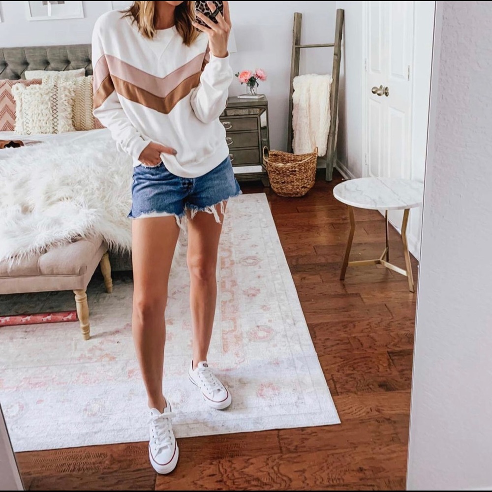 Soft A&F Crew Sweater